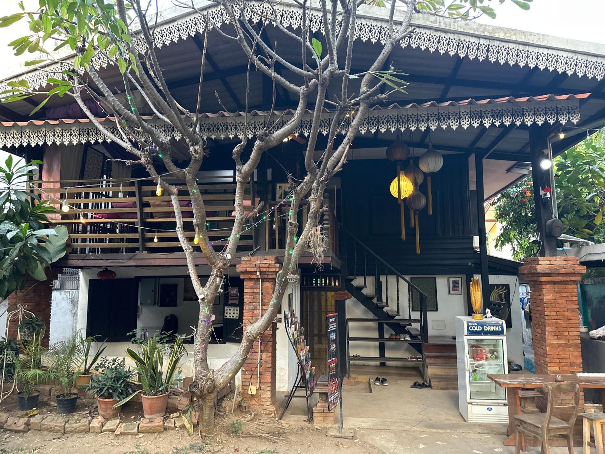 Ostello Nearthepark Boutique House Chiang Mai Esterno foto