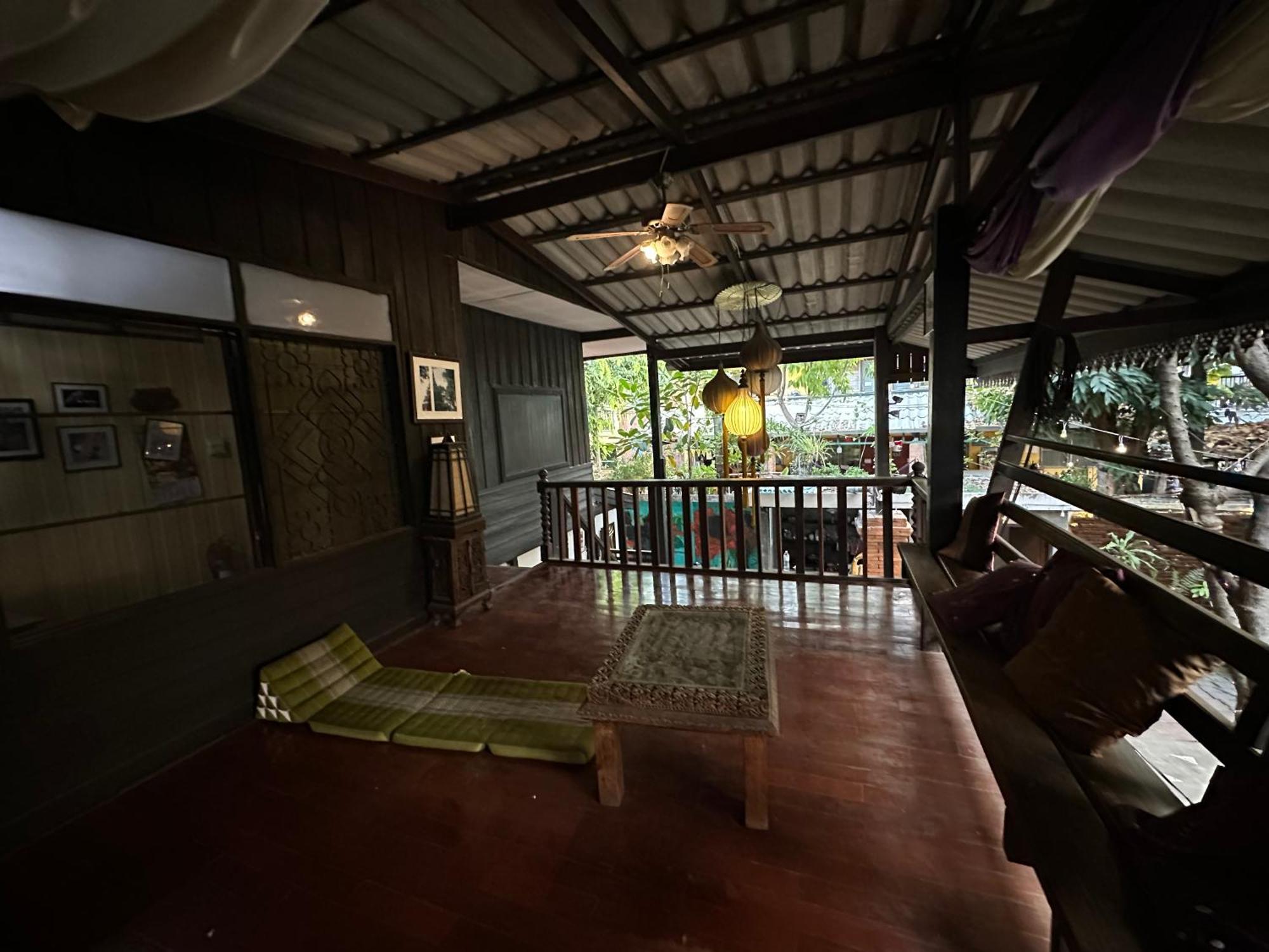 Ostello Nearthepark Boutique House Chiang Mai Esterno foto